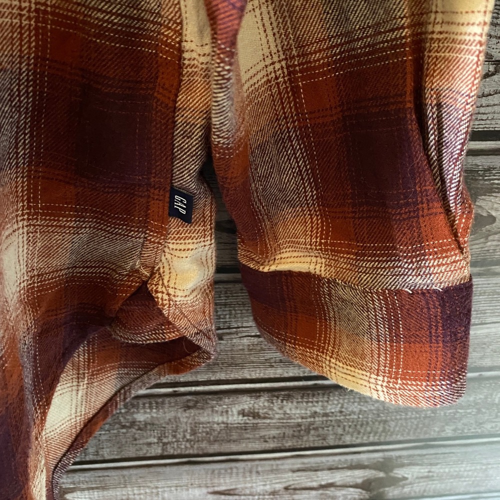 Gap Women's Long-Sleeved Button-Down Flannel Top Size XL Relaxed Fit Plaid NWT - Picture 4 of 8